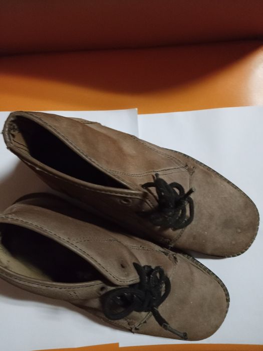 Botas homem em pele , confortáveis Adequadas para uso no trabalho