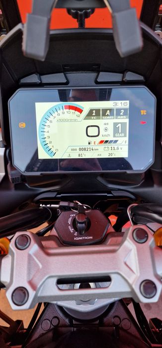 Suzuki v strom 1050DE