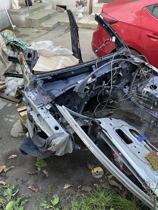 Lexus is 2005-2012 кузов