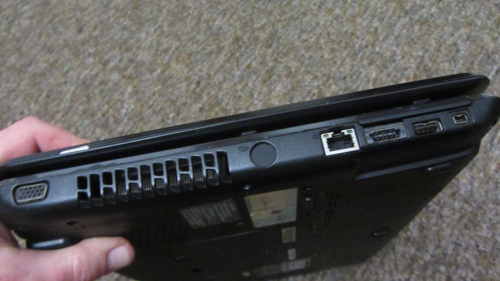 Ноутбук Toshiba Satellite A350-11N