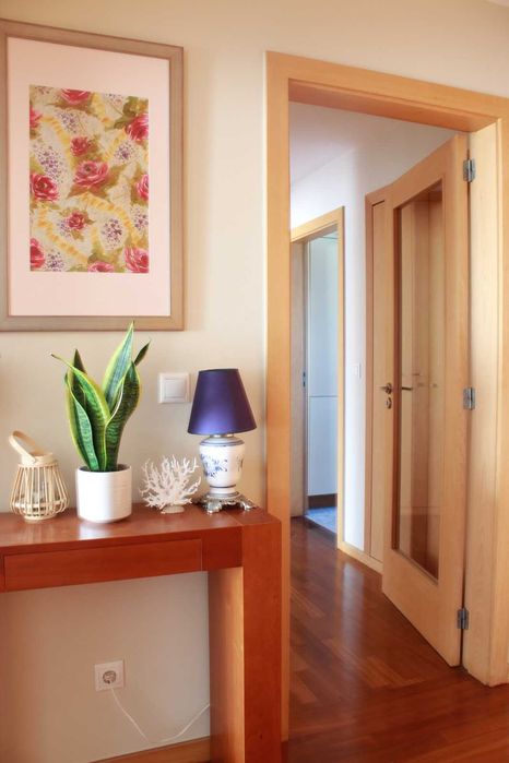Apartamento Penthouse T4 Recuado - Possibilidade de Permuta (T2/T3)