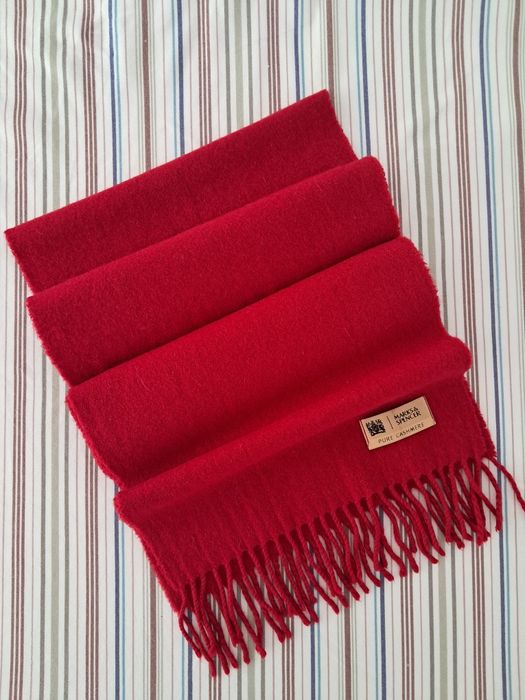 Czerwony szalik 100% kaszmir Marks & Spencer Pure Cashmere UNISEX