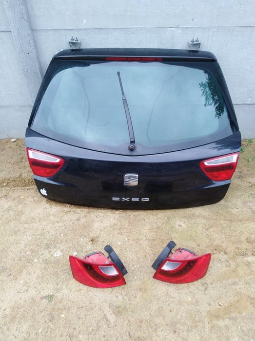 Seat Exeo klapa kompletna w kolor LC9Z