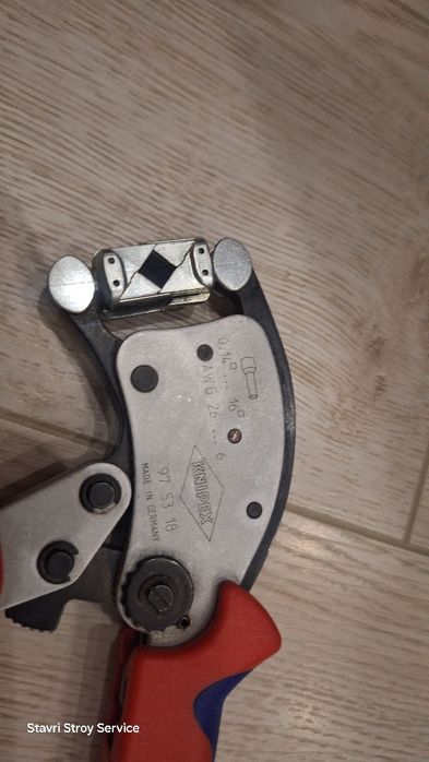 Knipex для опрессовки и обжима контактных гильз.Прес- кліщі.