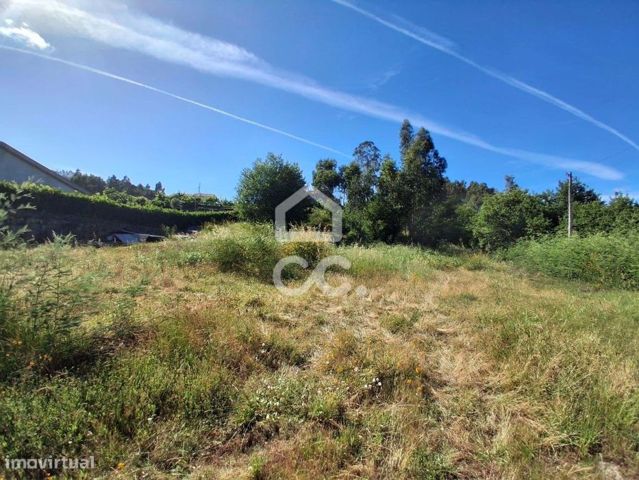 Plot of Land with Potential in Gonça, Guimarães