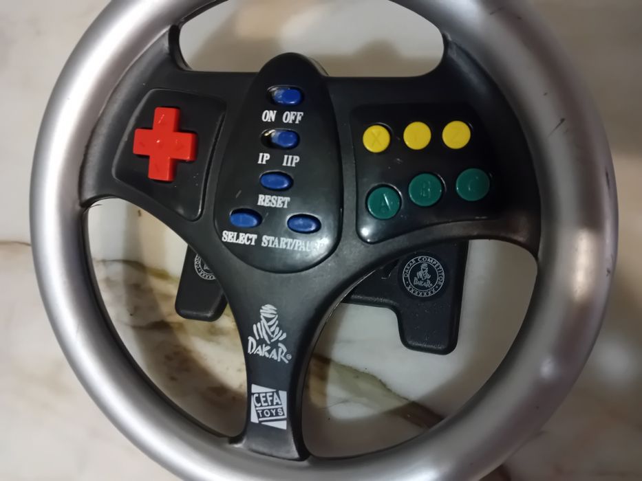 Vintage Dakar Steering Wheel and Control Set (2 Pieces)64740832136322122