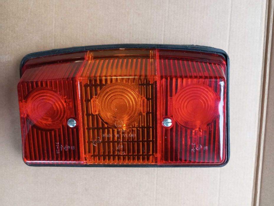 Lampa Tylna Zespolona Nysa, Warszawa