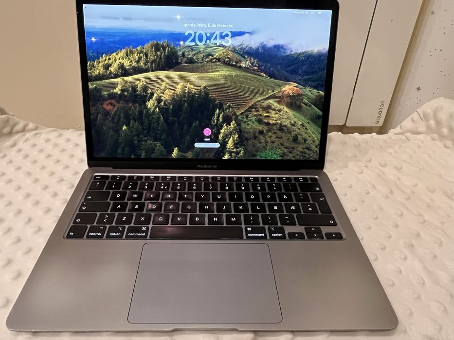 Macbook air 13,3 i5 10 geração 8gb ram 512gb ssd TECLADO PORTUGUÊS