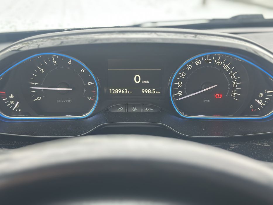 Peugeot 2008 1.2 PureTech 2016 PIERWSZY WŁAŚCICIEL w Polsce