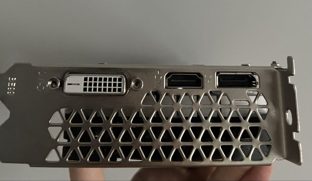 Arktek Rx 580 8gb