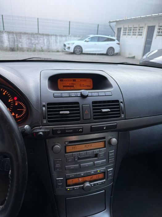 Toyota Avensis 2.0