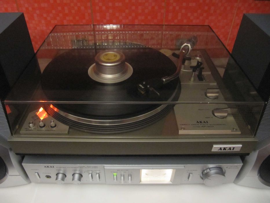 AKAI Japan - Підсилювач + Програвач Вінілу *ІДЕАЛЬНИЙ СТАН