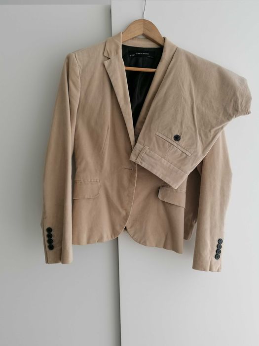 SUPER SALDOS. Vários artigos de Roupa - Excelente estado - Como Novos