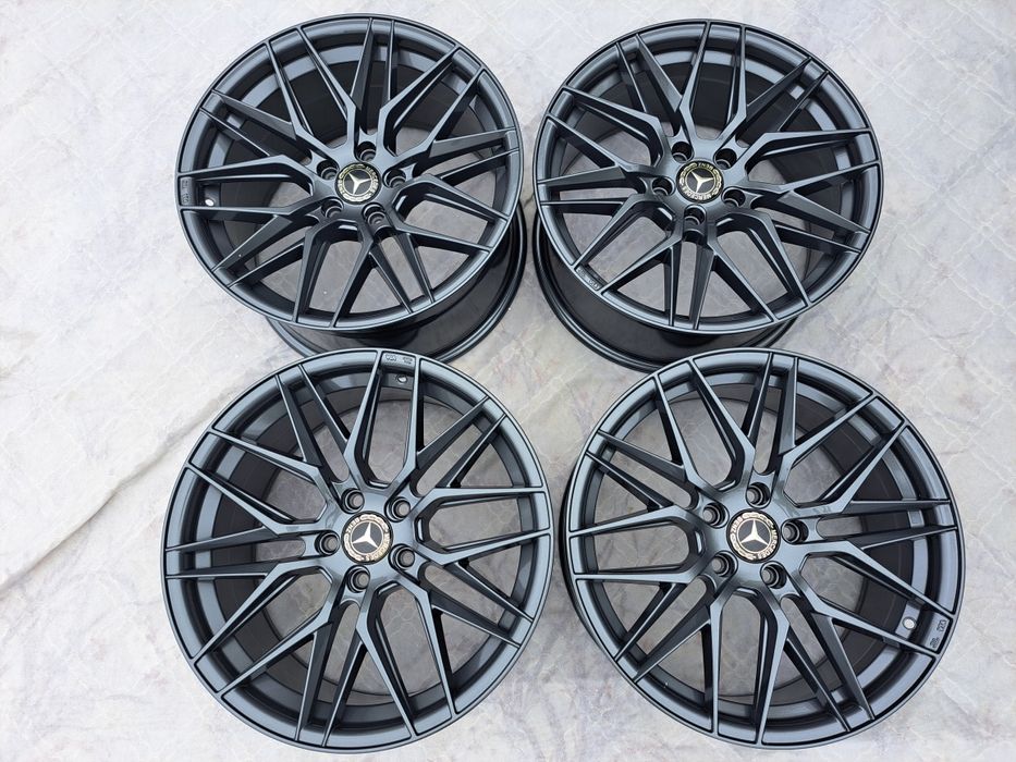 Japan Racing JR-28. 18 cali. 8,5 i 9,5. 5x112