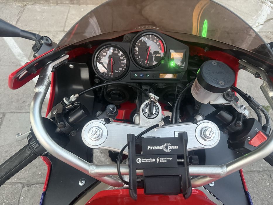 Honda CBR 900/919 sc33 polift, super stan, zamiana