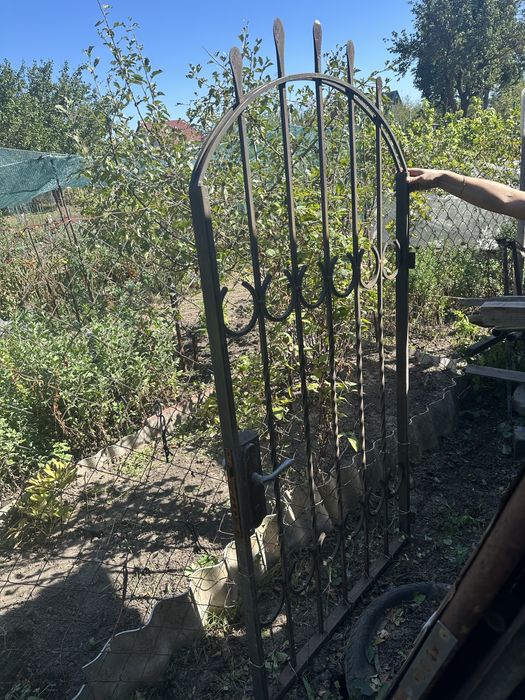 Продам калитку кованую