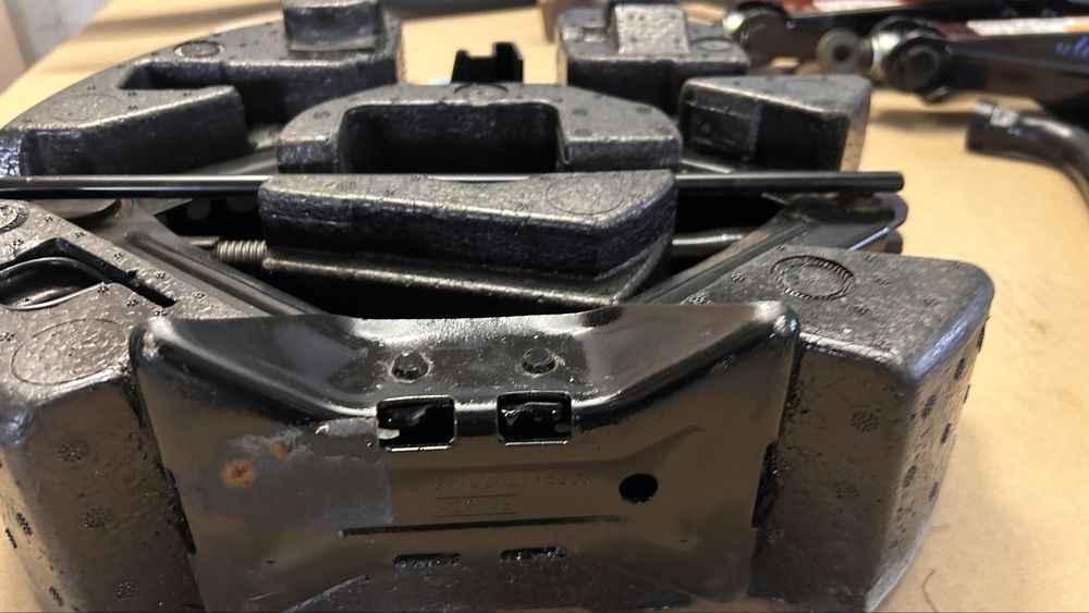 Домкрат Ford Fusion,Mondeo,Focus mk3