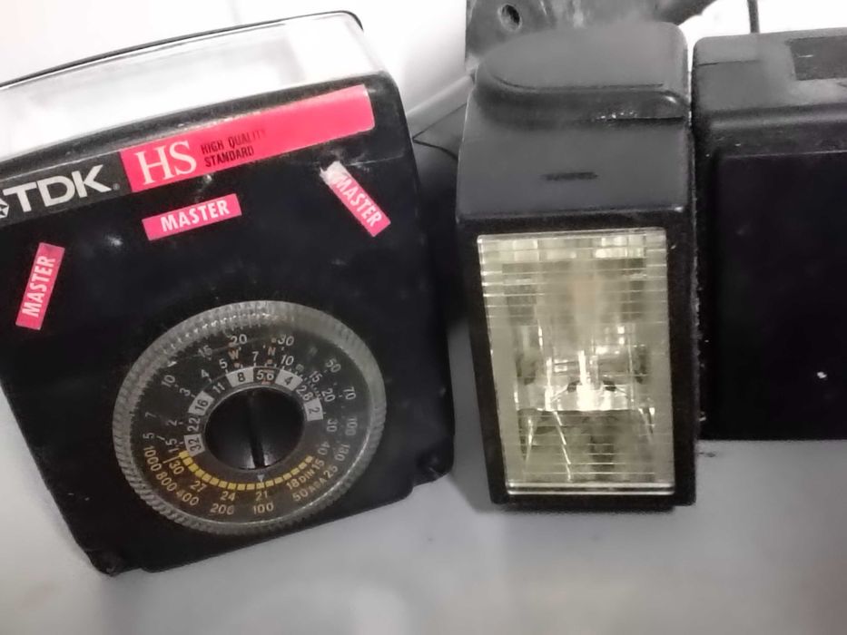 Flash máquina fotográfica antigo para coleção ou peças