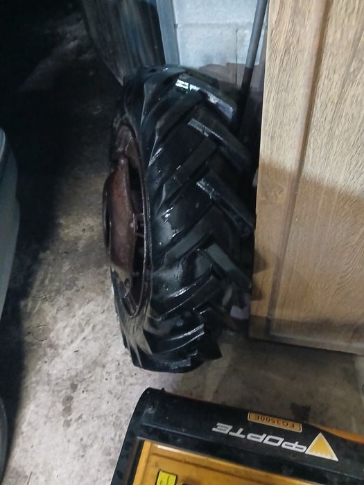 Диски мтз 82, резина 8,3*20