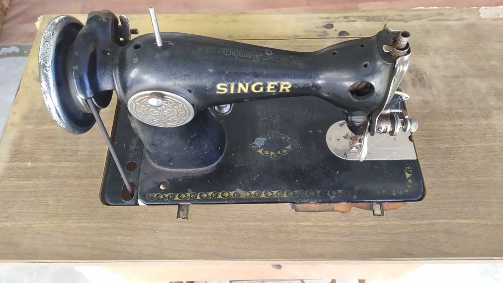 Máquina de costura Singer