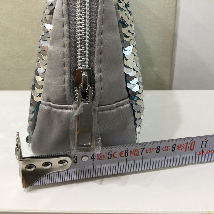 Оригінал фірмова косметичка  Marc Jacobs в коробці