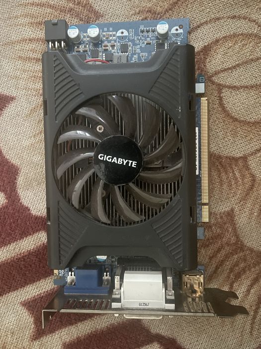 Видеокарта Gigabyte Radeon HD 6750 1GB GDDR5