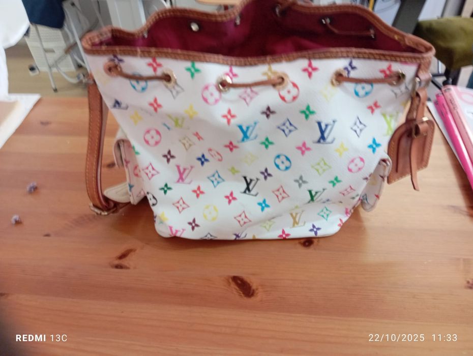 Mala Louis Vuitton Original colorida