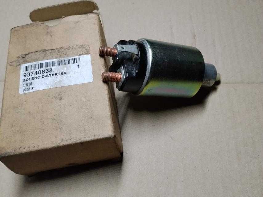 Lanos стартер та втягуюче №93740838