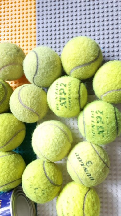Мячі для великого тенніса