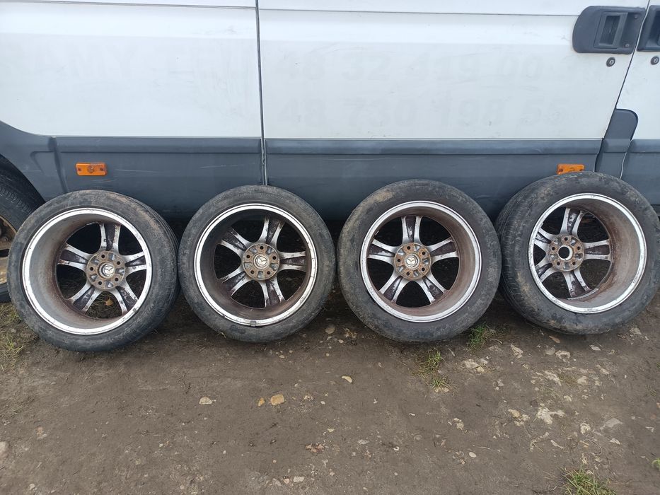 Felgi z oponami 215/45R17 5x114,3 Mazda 3 6 Hyundai Tucson Kia Ceed