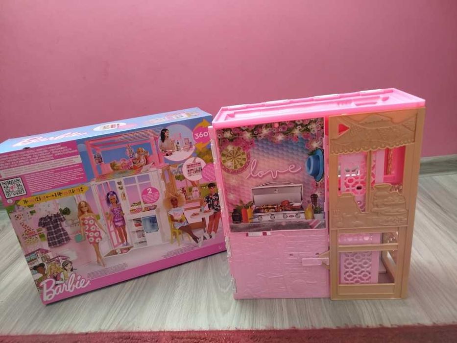 Domek dla Barbie z wyposażeniem