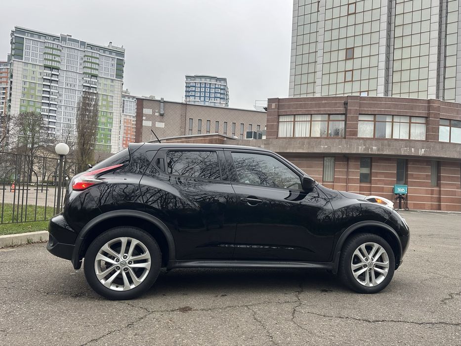 Nissan Juke 2015 рестайл кожа, бесключевий, люк. Ниссан Жук