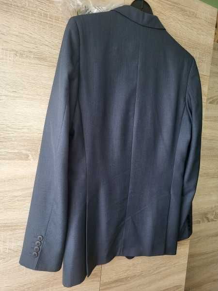 Garnitur młodzieżowy