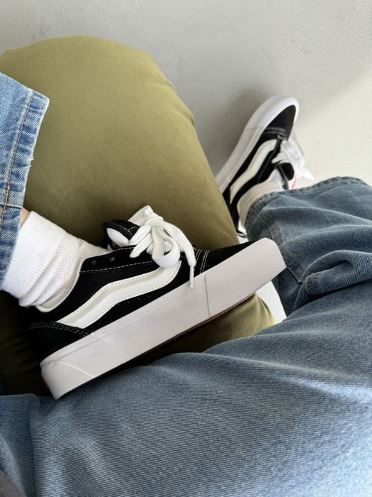 36-41 р кросівки Vans Knu Skool Platform Black/White