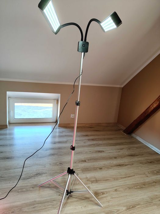 Lampa LED do stylizacji rzęs