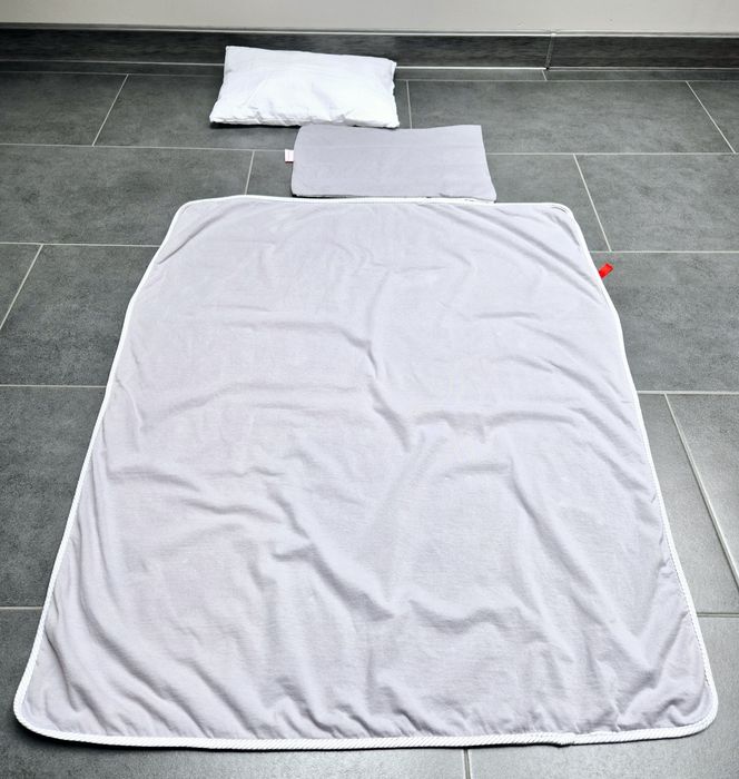 Kocyk SuperMami bawełniano-bambusowy lekki + poduszka