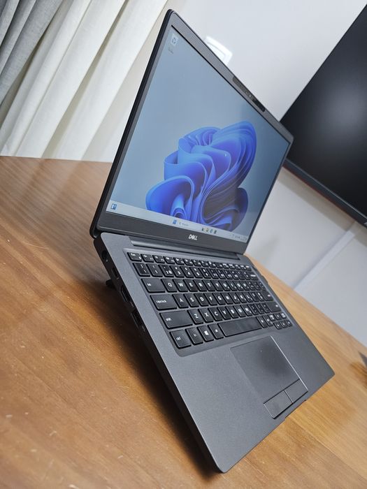 Dell Latitude 7300 para reparação ou peças