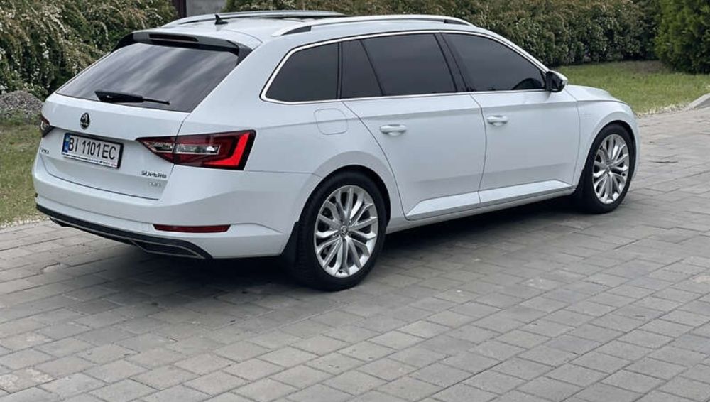 Продам Skoda SuperB 2019рік в гарному стані!