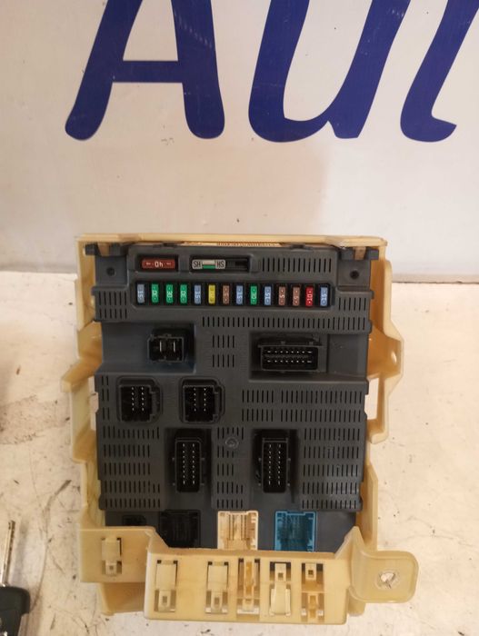 Conjunto quadrante e centralina (ECU + BSI + Chave) Peugeot 308