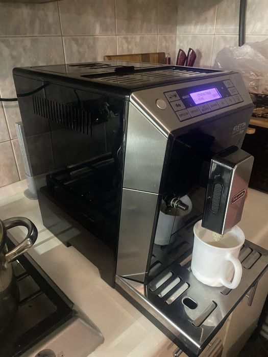 Кавомашина Delonghi Eletta Top Cappuccino