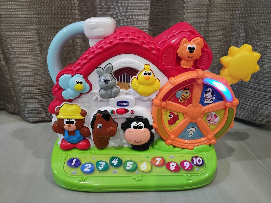 Quinta Interativa Bilingue Chicco - COMO NOVA