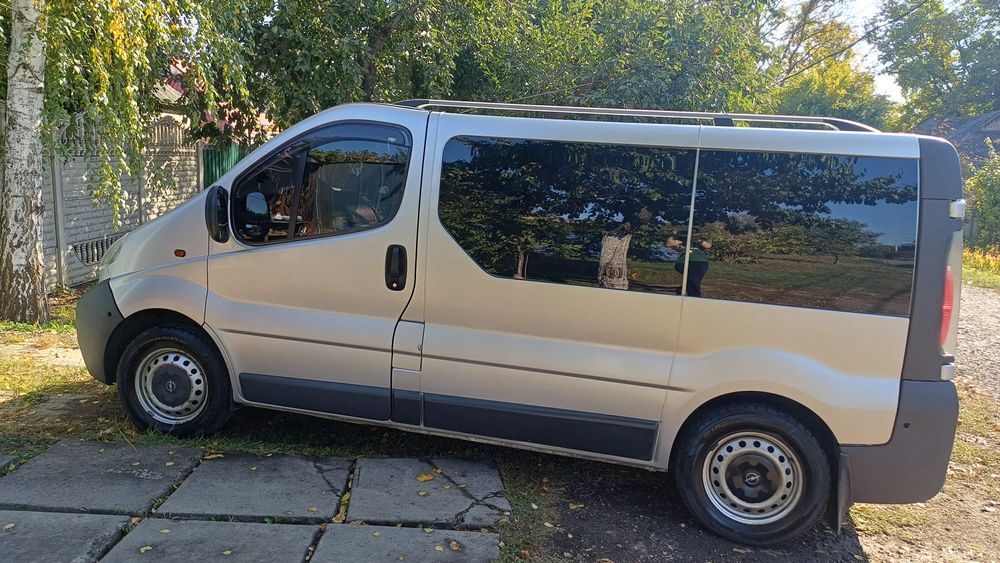 Продам Opel vivaro 1.9 CDTI