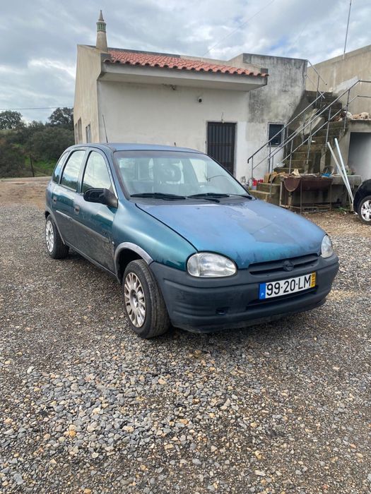 Opel corsa b 1.0
