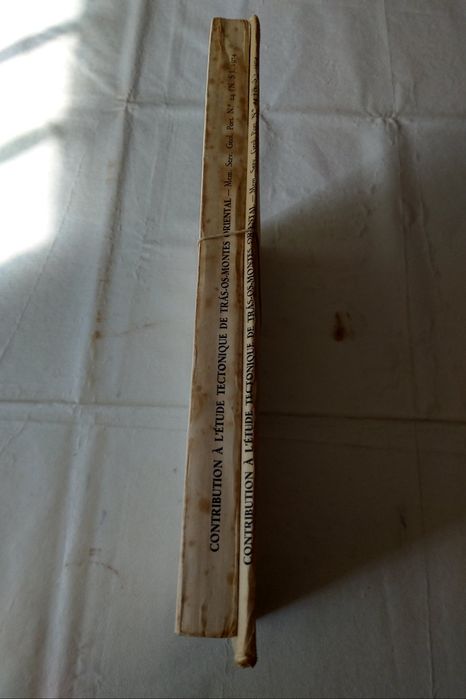 Contribuition à L' Étude Tectonique de Trás-os-Montes Oriental