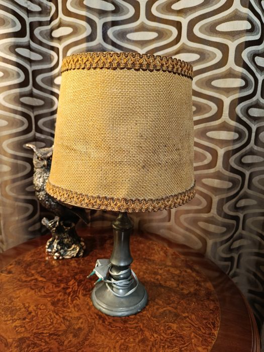 Лампа настольная