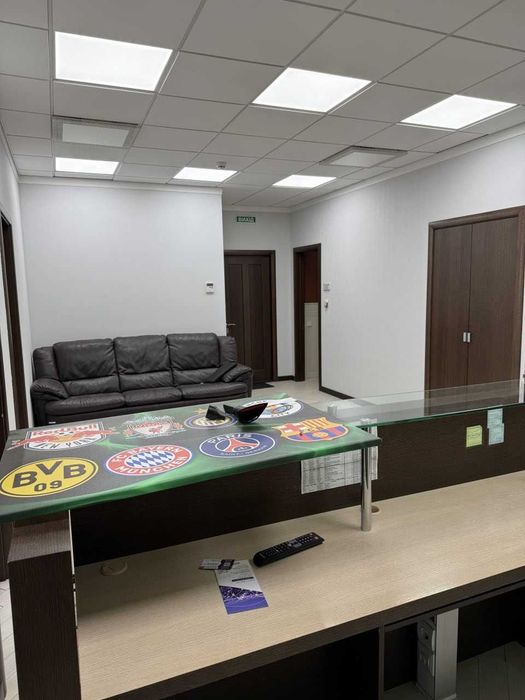 Центр. Шота руставелі. 142 м². Офіс з ремонтом