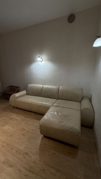 Диван угловой кожа натуральная