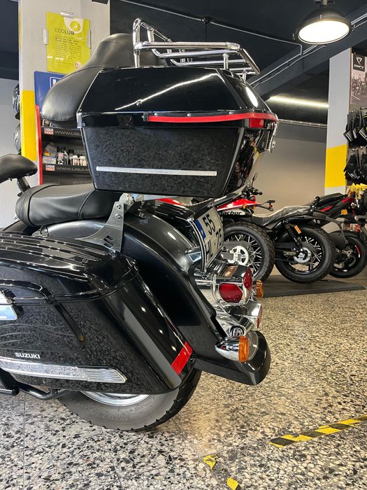 Suzuki  VL 800 Intruder em Óptimo estado.