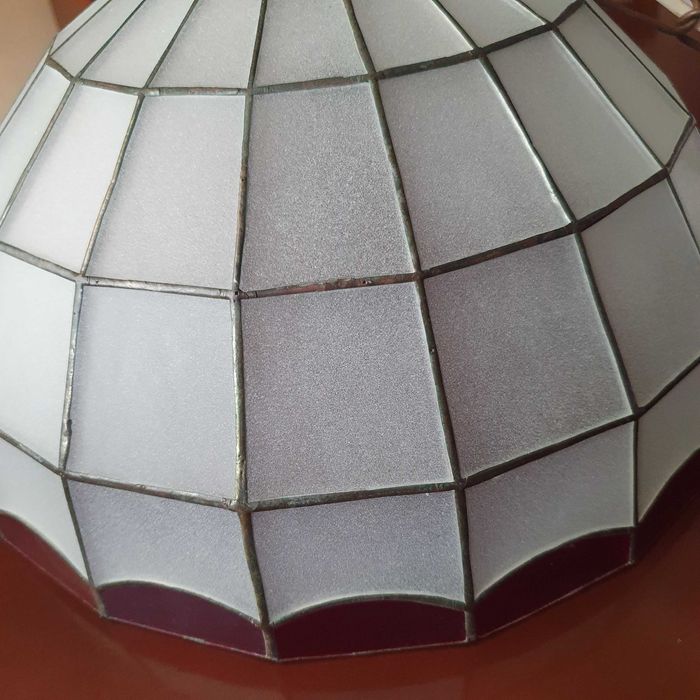 Lampa witrażowa, żyrandol witrażowy