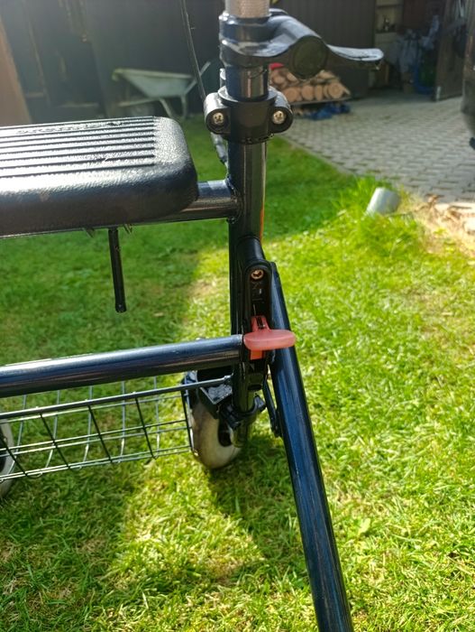 Balkonik, chodzik wspomagający